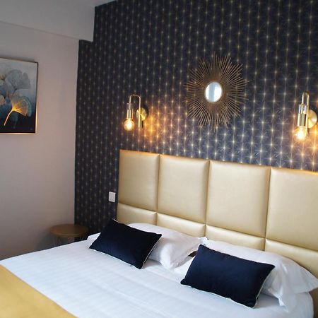 Logis Hotel De La Bruyere Pouzauges Kültér fotó