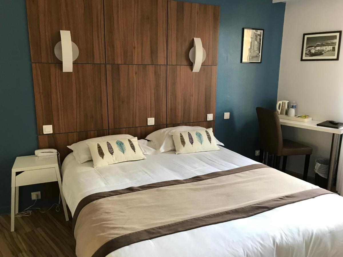 Logis Hotel De La Bruyere Pouzauges Kültér fotó