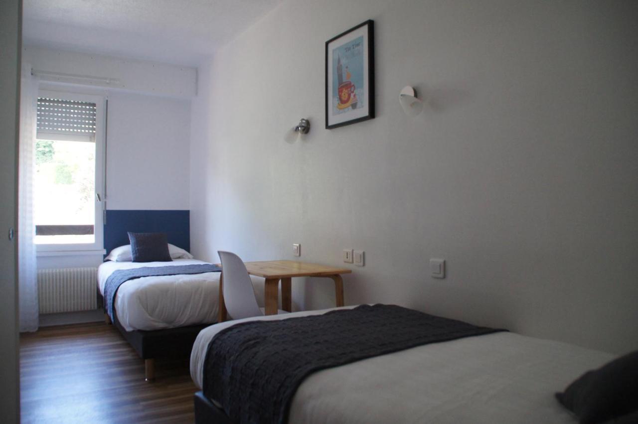 Logis Hotel De La Bruyere Pouzauges Kültér fotó