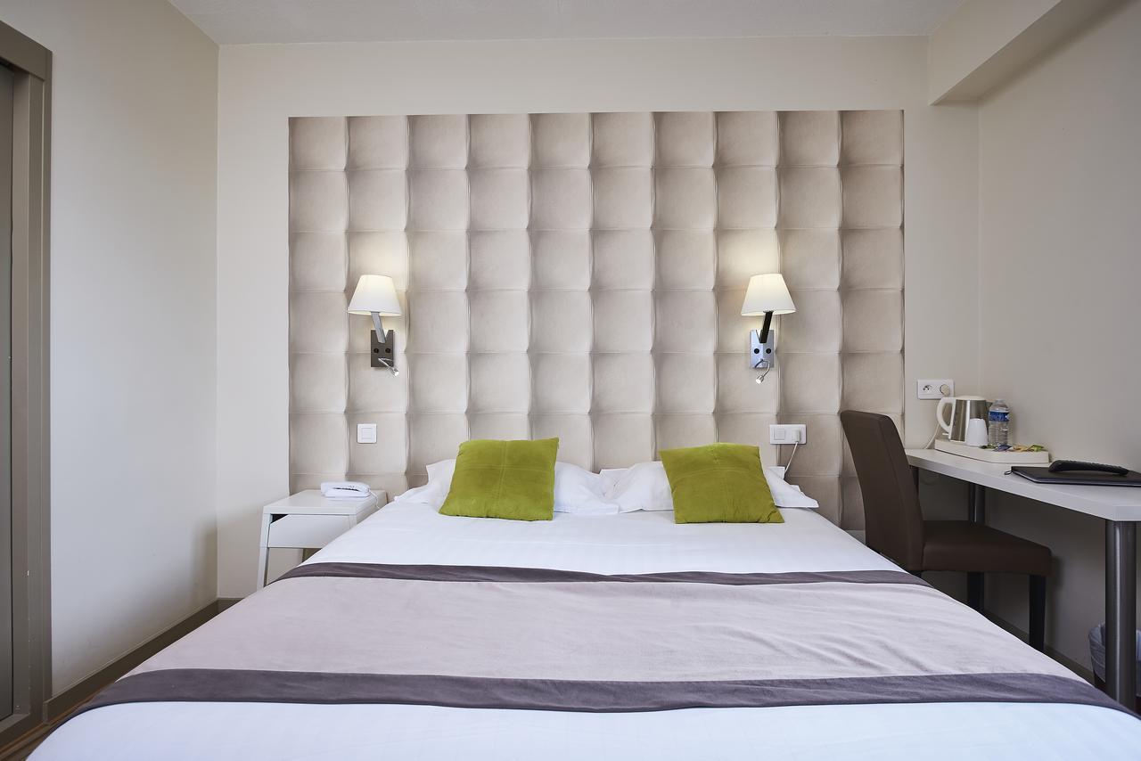 Logis Hotel De La Bruyere Pouzauges Kültér fotó